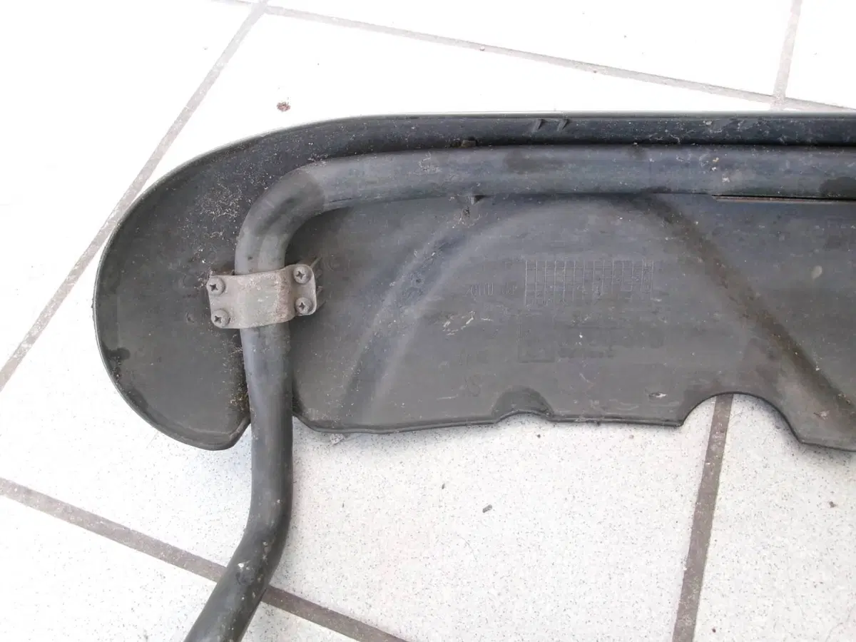 PARAFANGO ANTERIORE SINISTRO PIAGGIO MP3 350 SPORT (7)