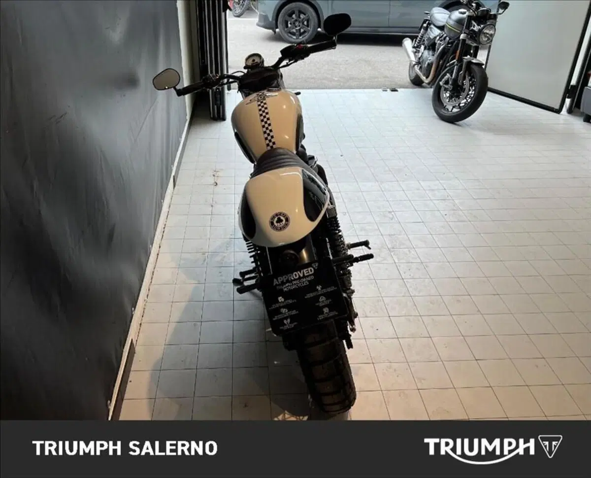 Triumph Thruxton 900 (2004 - 15) (5)