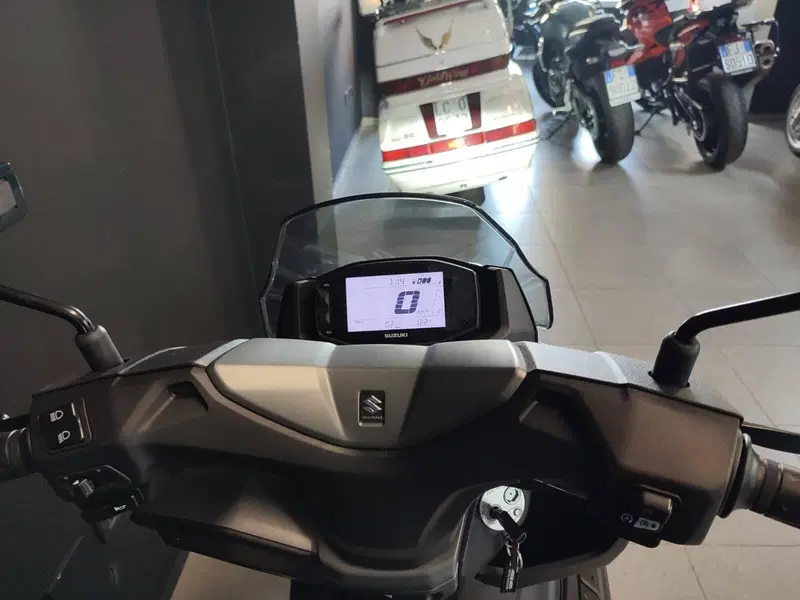 Suzuki Burgman Street 125 Executive (2023 - 26) (6)