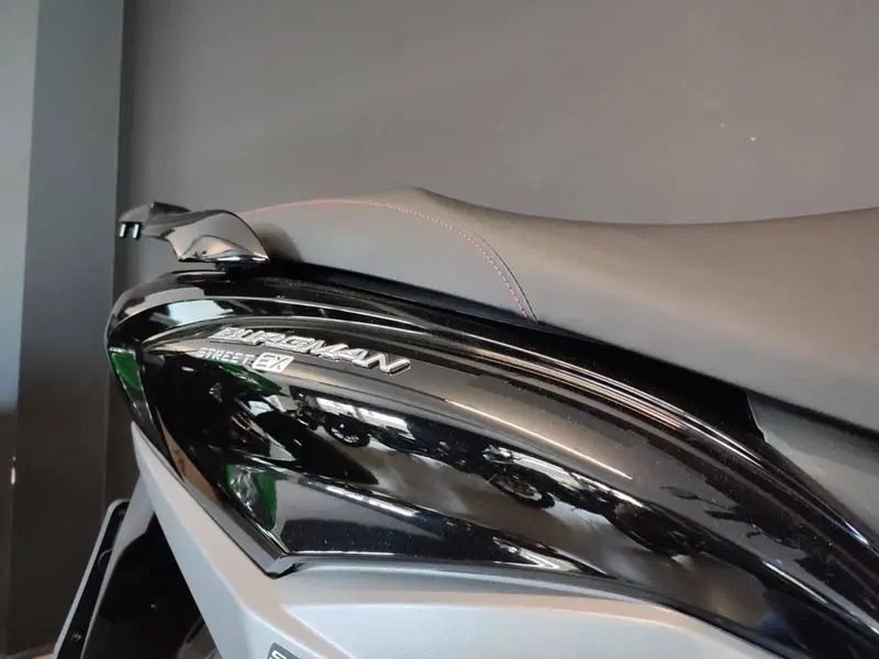 Suzuki Burgman Street 125 Executive (2023 - 26) (7)