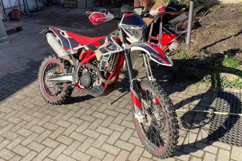 Betamotor RR 350 4T Enduro (2019) (2)