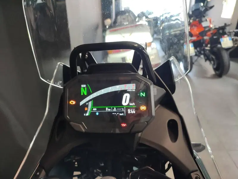 Kawasaki KLE 500 SE (2026) (4)