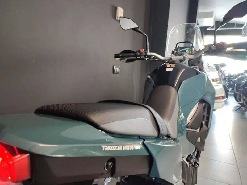 Kawasaki KLE 500 SE (2026) (6)