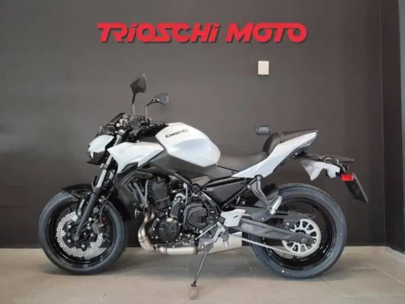 Kawasaki Z 650 (2025 - 26) (2)