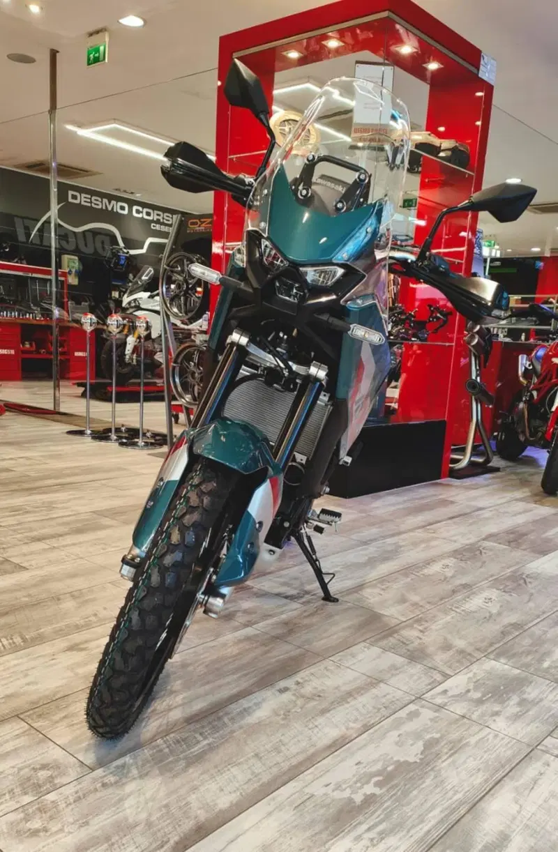 Kawasaki KLE 500 SE (2026) (3)