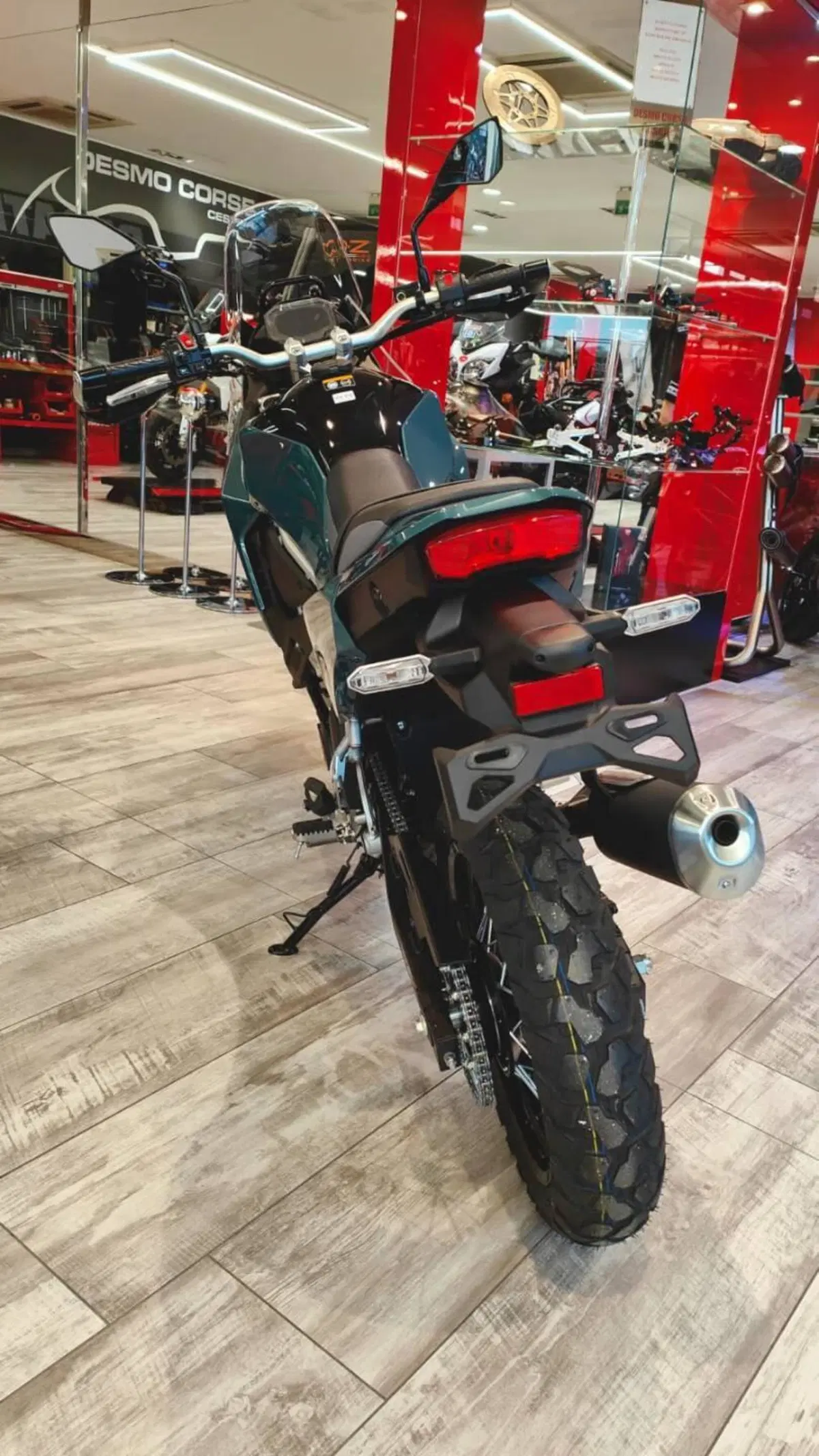 Kawasaki KLE 500 SE (2026) (5)