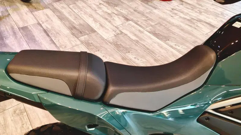 Kawasaki KLE 500 SE (2026) (11)