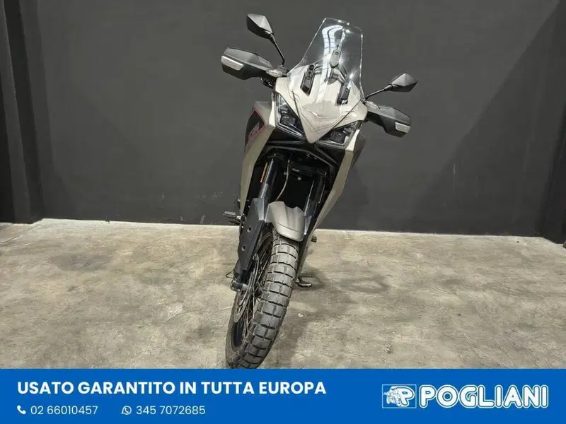 Moto Morini X-Cape 650 (2021 - 26) (3)