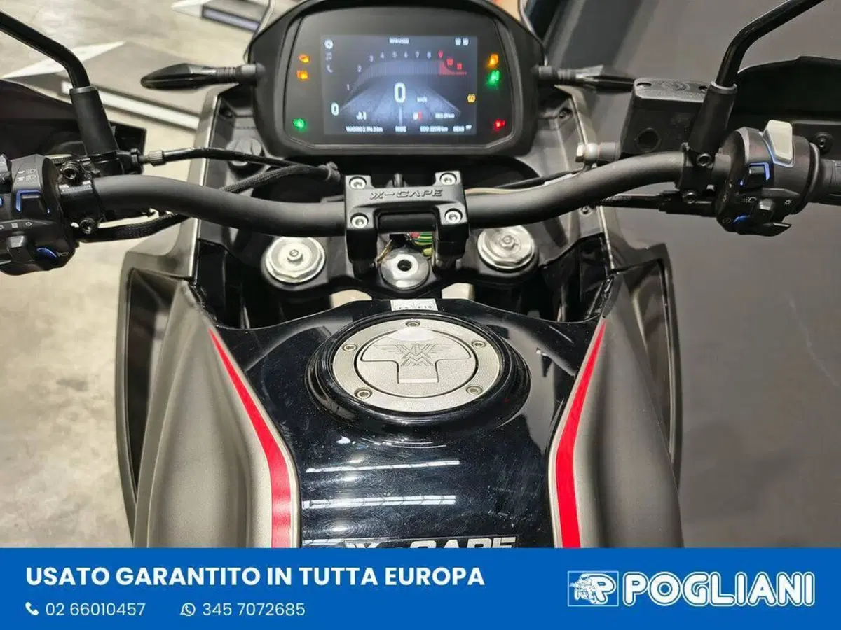 Moto Morini X-Cape 650 (2021 - 26) (13)