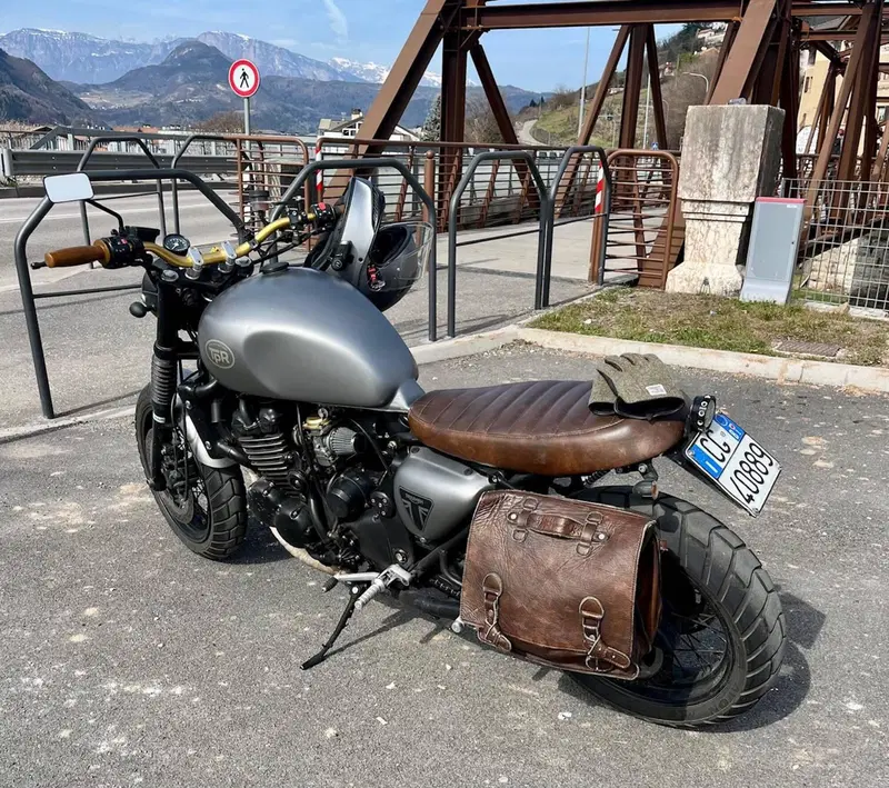 Triumph Legend TT 900 (1998 - 02) (2)