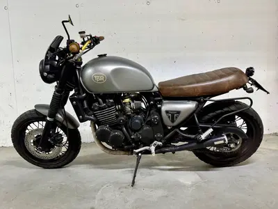 Triumph Legend TT 900 (1998 - 02) usata