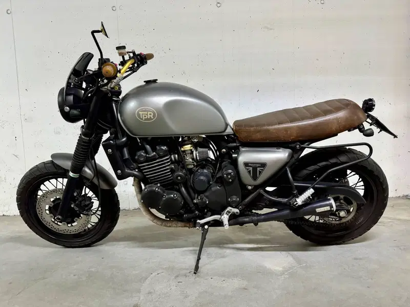Triumph Legend TT 900 (1998 - 02)