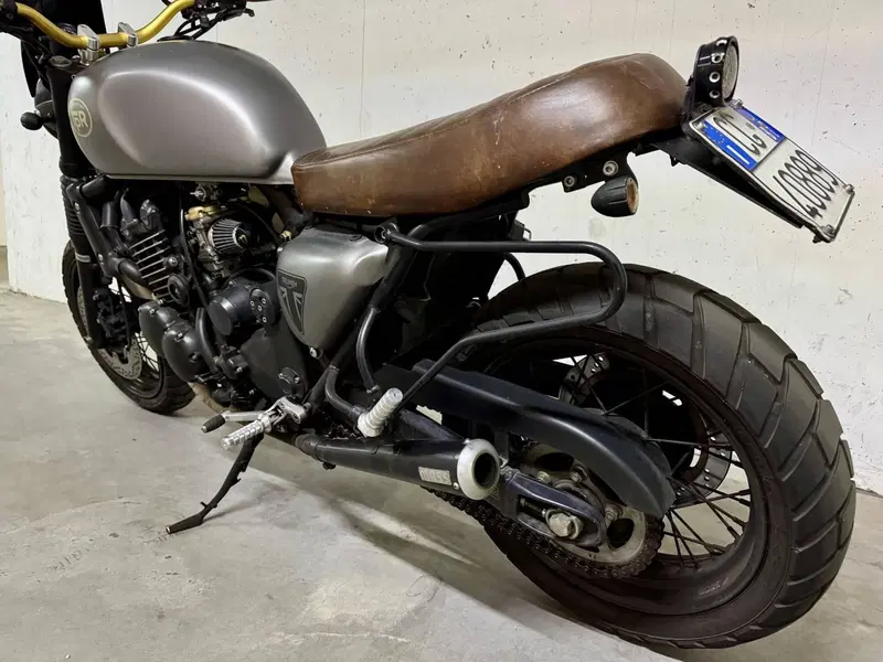 Triumph Legend TT 900 (1998 - 02) (7)