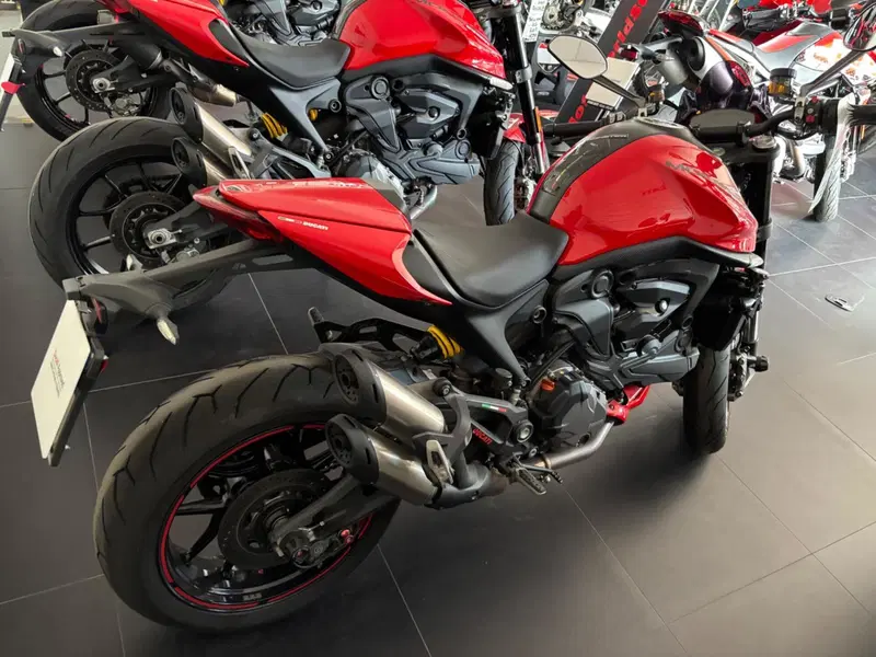 Ducati Monster 937 (2021 - 25) (7)
