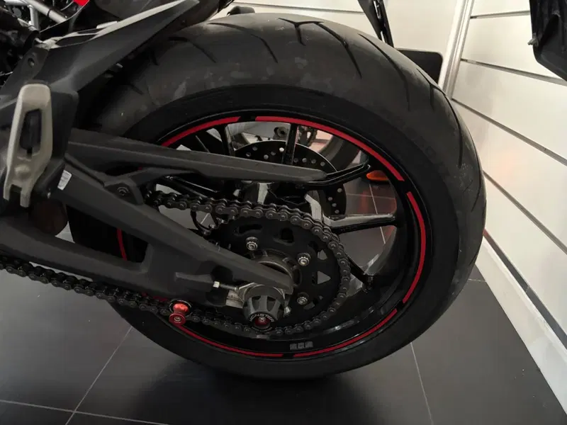 Ducati Monster 937 (2021 - 25) (10)