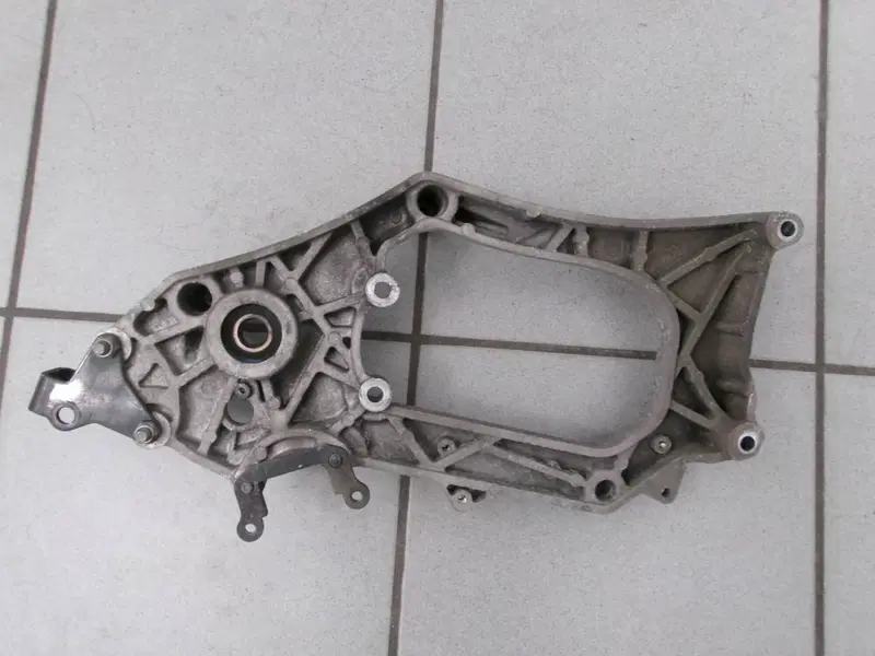 BRACCIO OSCILLANTE POSTERIORE PIAGGIO MP3 350 SPOR (3)