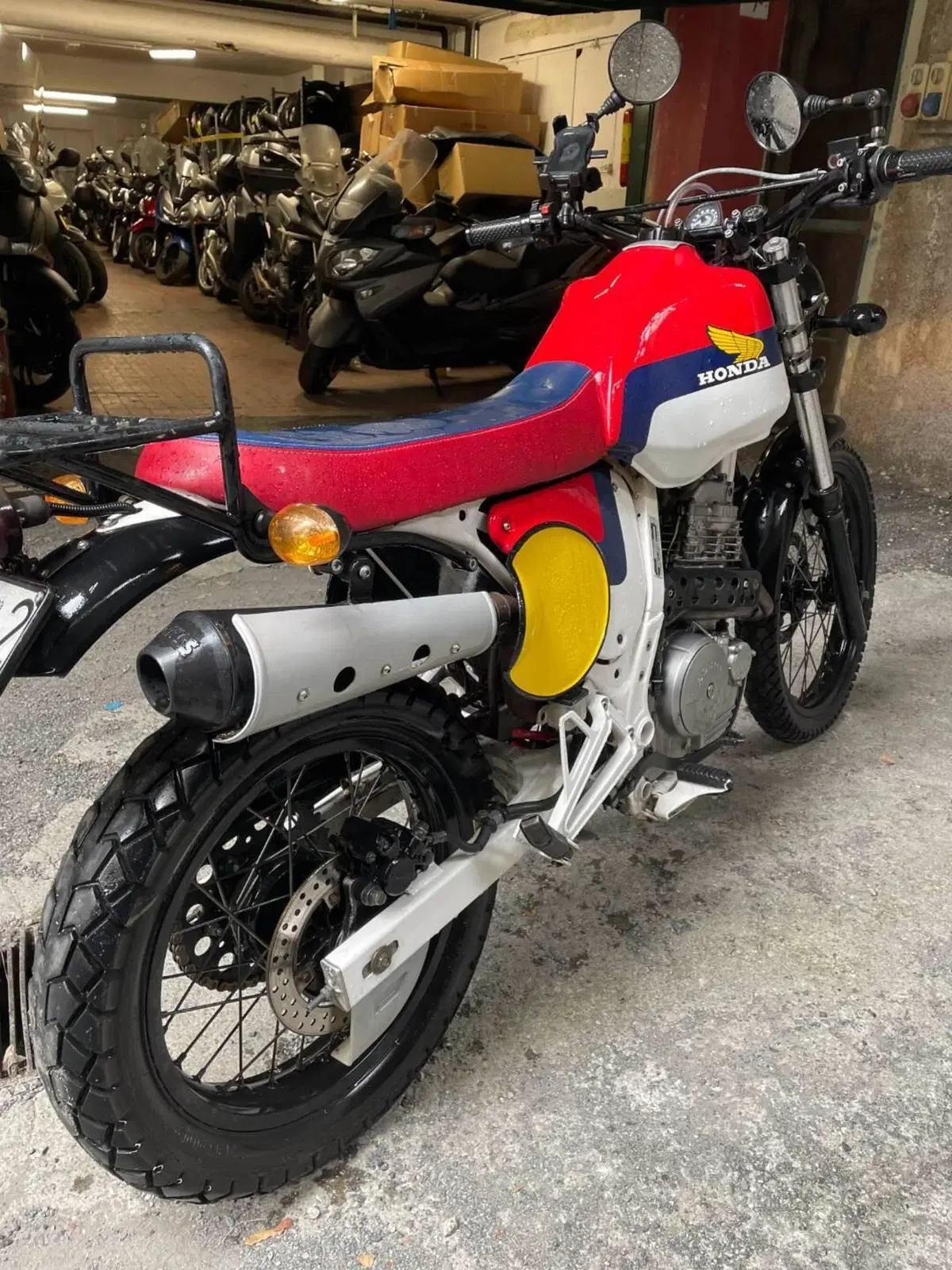 Honda Dominator (7)
