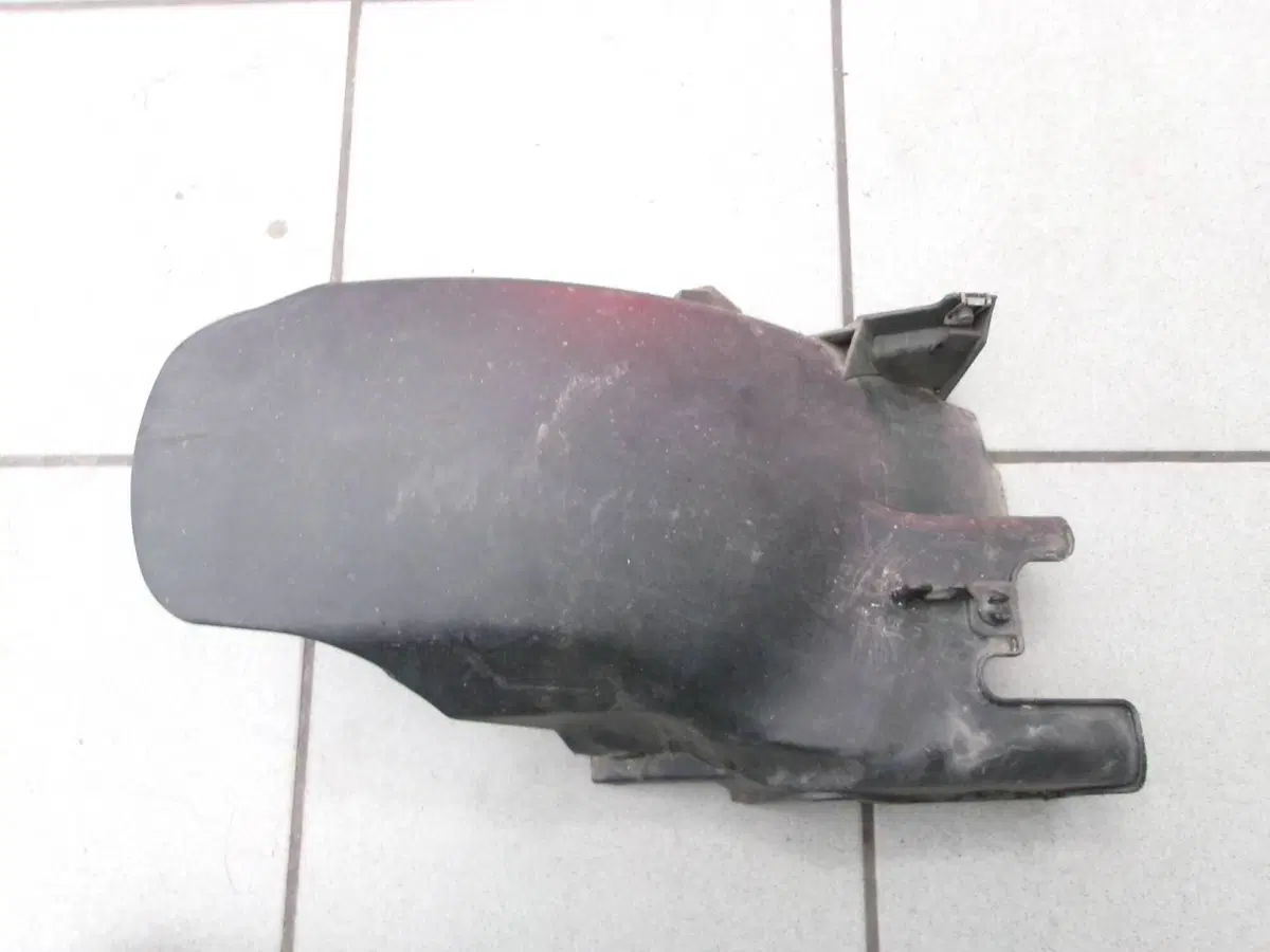 PARAFANGO POSTERIORE PIAGGIO MP3 350 SPORT