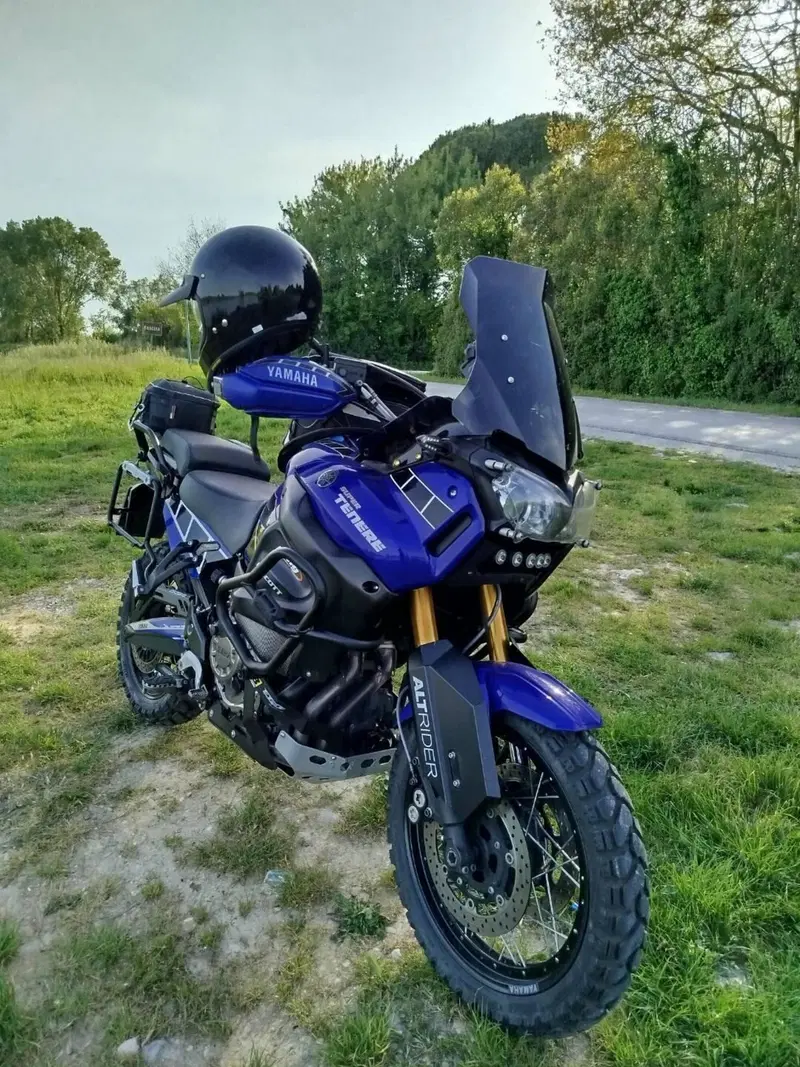 Yamaha XT1200Z Super Ténéré ABS (2010 - 15) (2)