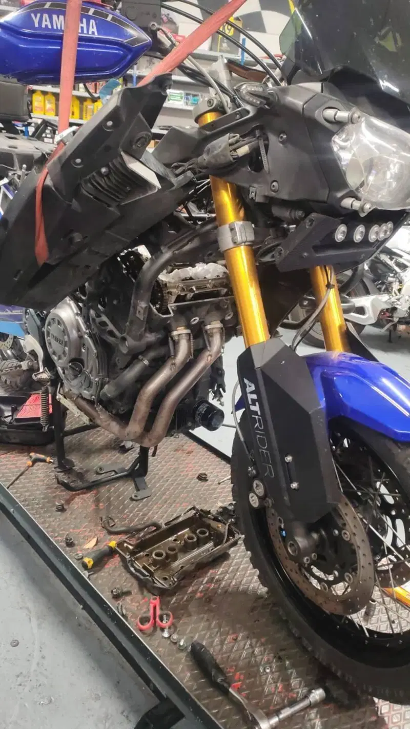 Yamaha XT1200Z Super Ténéré ABS (2010 - 15) (9)