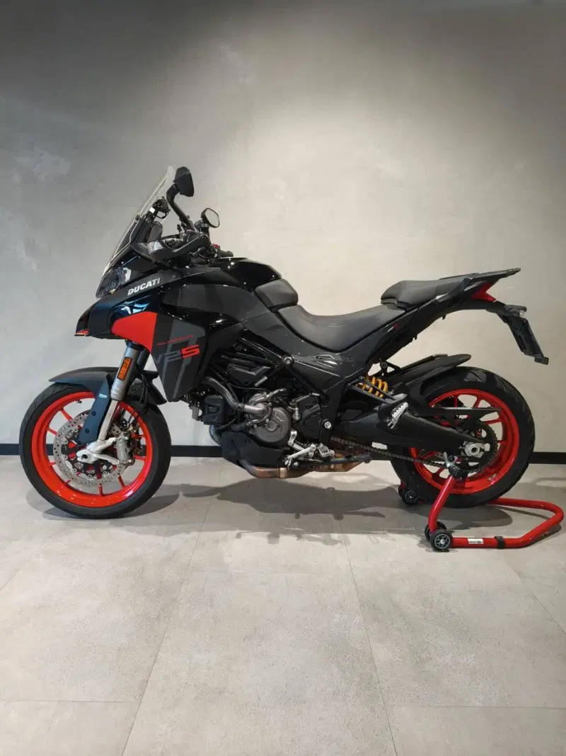 Ducati Multistrada V2 S (2022 - 24) (4)