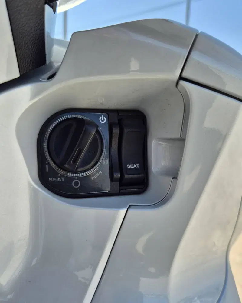 Honda SH 300 i ABS (2016 - 20) (5)