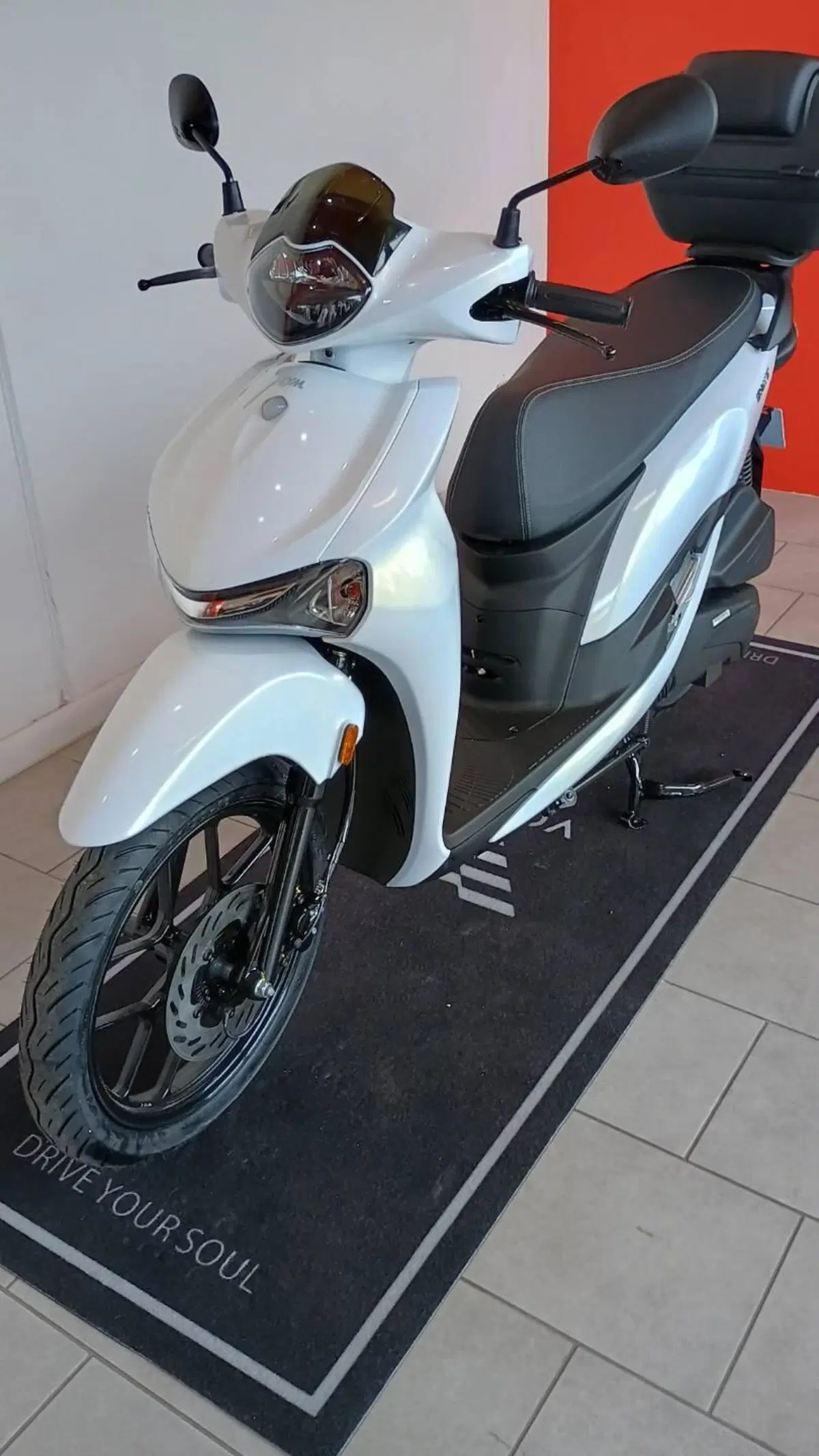 Sym BWT 125 (2026) (4)
