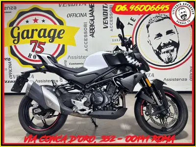 CFMOTO 450NK (2023 - 26) usata