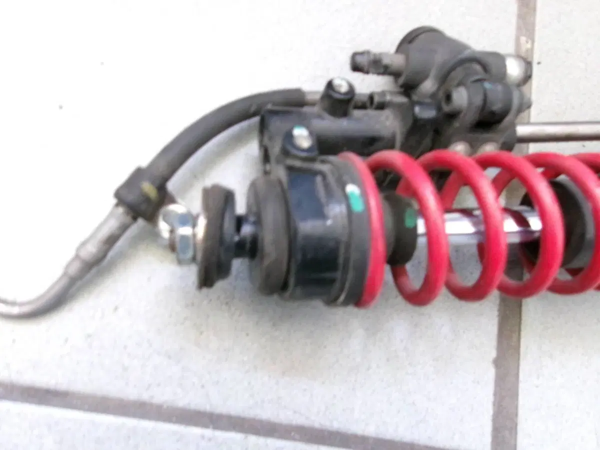 AMMORTIZZATORE ANTERIORE SINISTRO PIAGGIO MP3 350 (9)