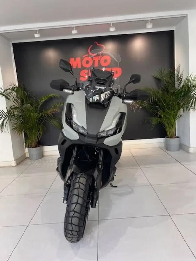 Honda ADV 350 Special Edition (2025 - 26) (3)