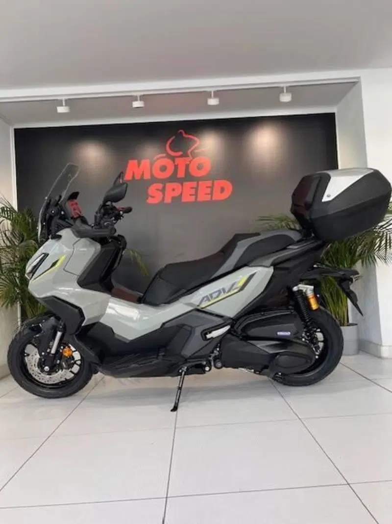 Honda ADV 350 Special Edition (2025 - 26) (2)