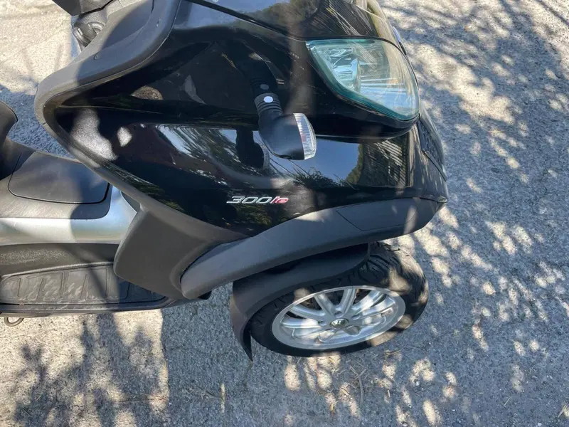 Piaggio Mp3 300 ie Business LT ABS (2014 - 16) (3)