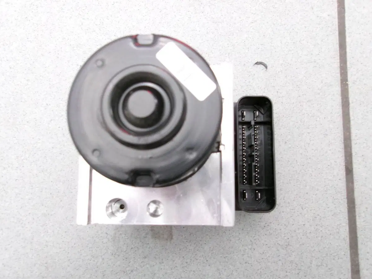 MODULO FRENI ABS PIAGGIO MP3 350 SPORT (2)