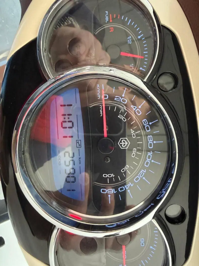 Piaggio Beverly 300 i.e. (2010 - 16) (5)