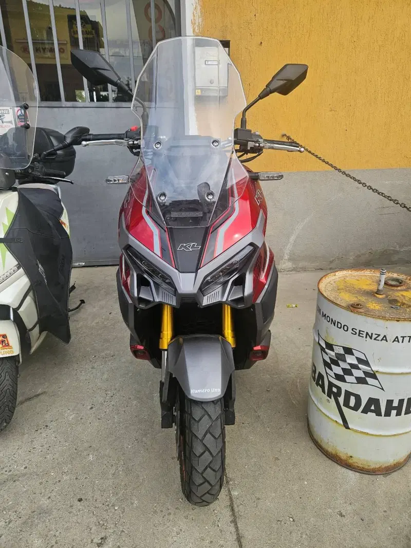 Kl Brera X 300 (2022 - 24) (2)