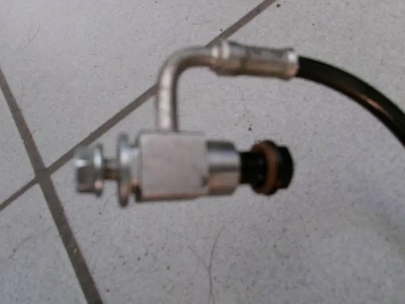 TUBO COLLEGAMENTO AMMORTIZZATORI PIAGGIO MP3 350 S (2)
