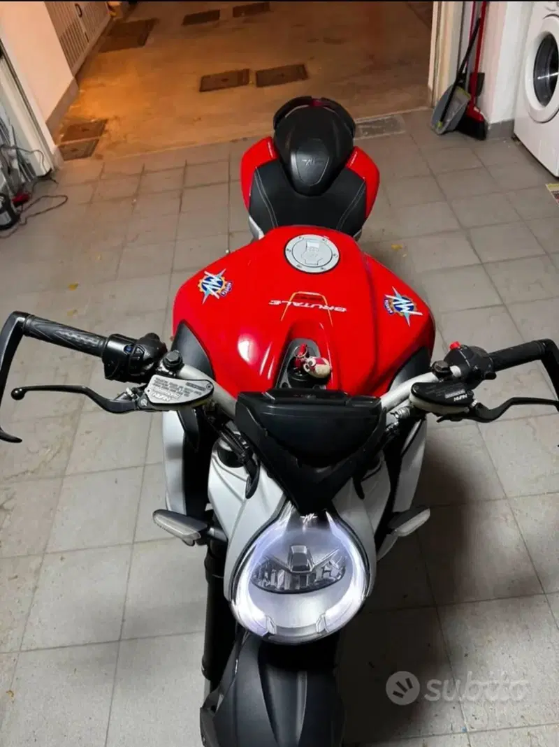 MV Agusta Brutale 800 EAS ABS (2016 - 19) (2)