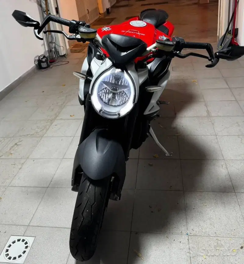 MV Agusta Brutale 800 EAS ABS (2016 - 19) (11)