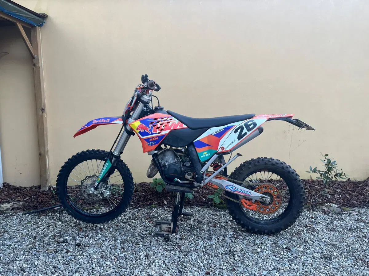 KTM 125 EXC (2010) (3)