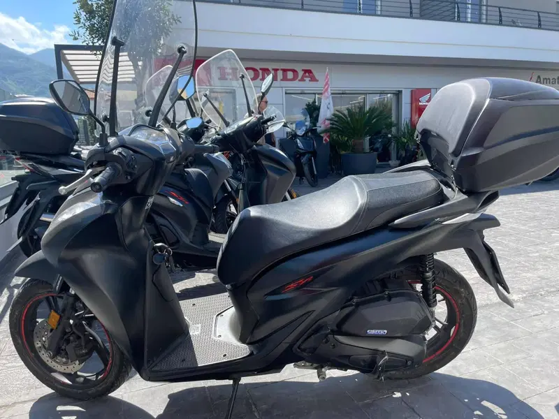 Honda SH 125i Sport (2022 - 23) (2)
