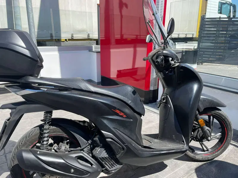 Honda SH 125i Sport (2022 - 23) (3)