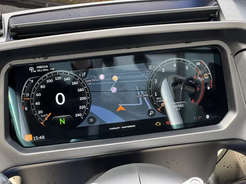 Harley-Davidson Road Glide (2024 - 26) (2)