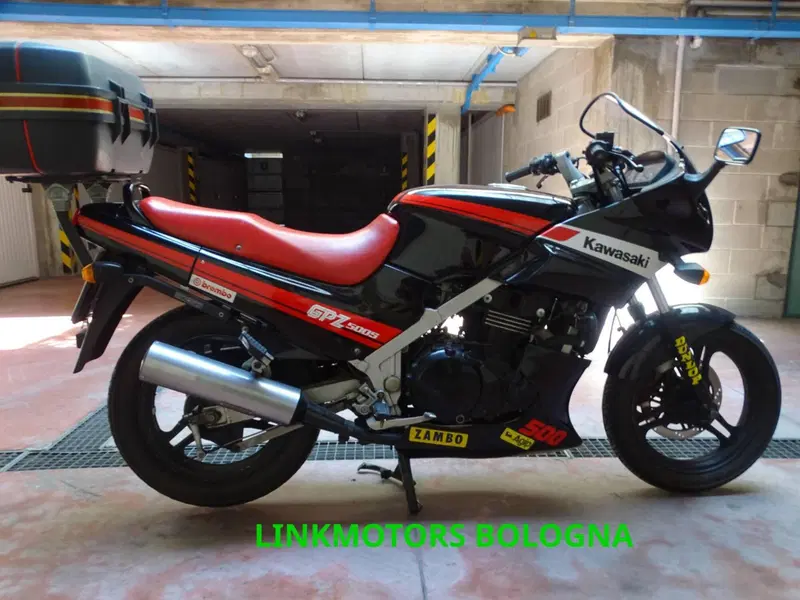 Kawasaki GPz 500 S