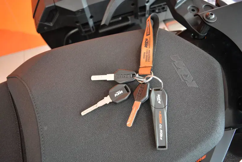 KTM 890 Adventure L (2022) (20)