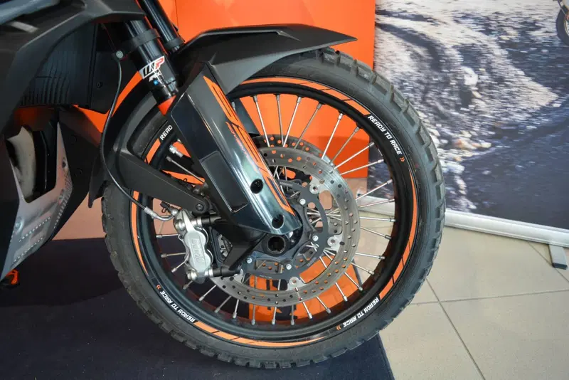 KTM 890 Adventure L (2022) (13)