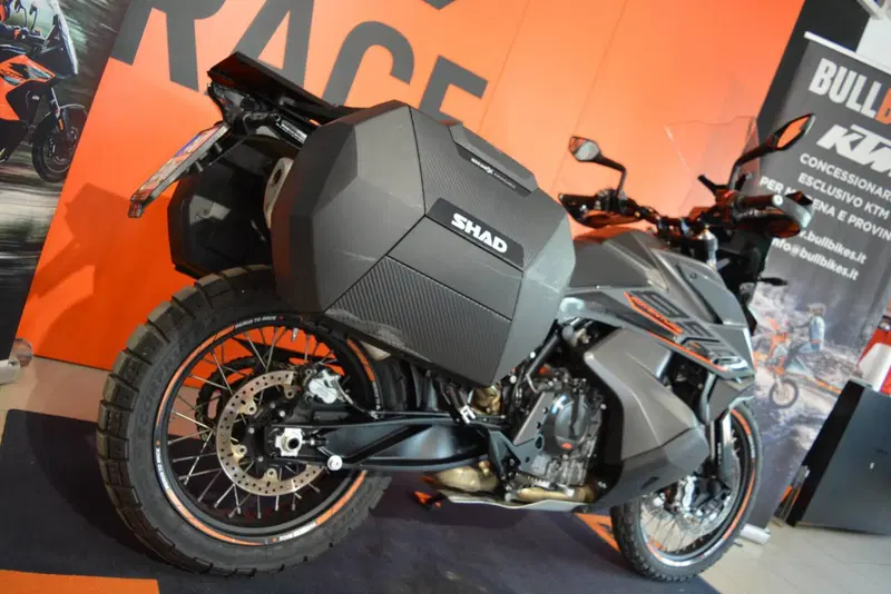 KTM 890 Adventure L (2022) (4)