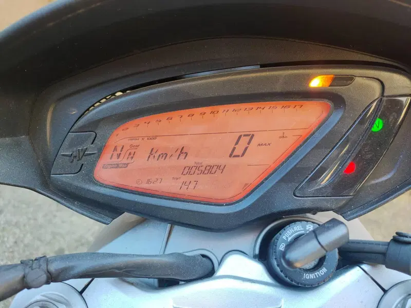 MV Agusta Brutale 800 (2012 - 15) (5)