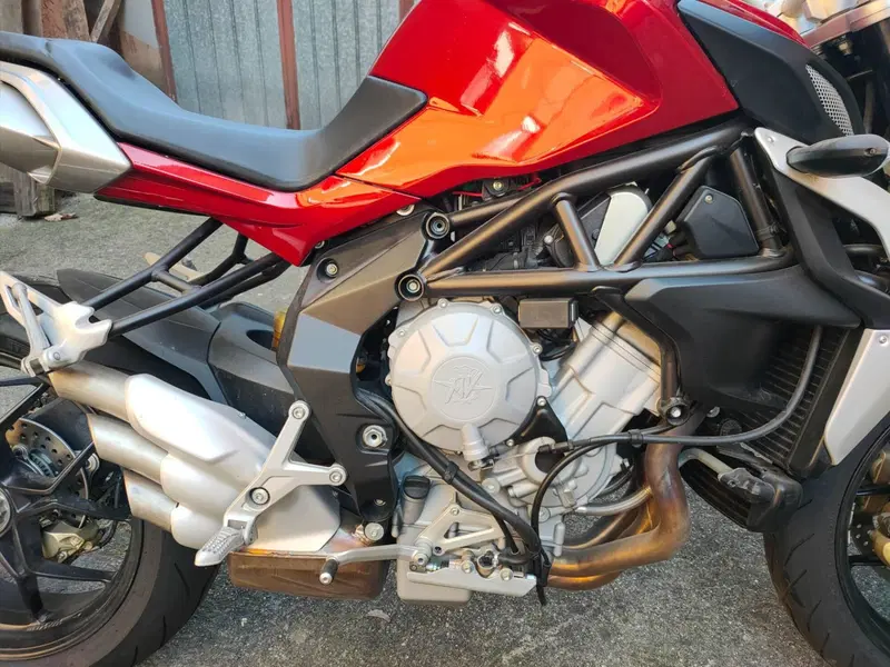 MV Agusta Brutale 800 (2012 - 15) (6)