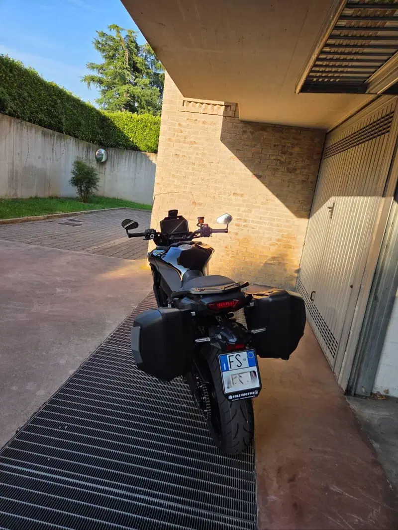 Yamaha Tracer 9 GT+ (2023 - 24) (2)