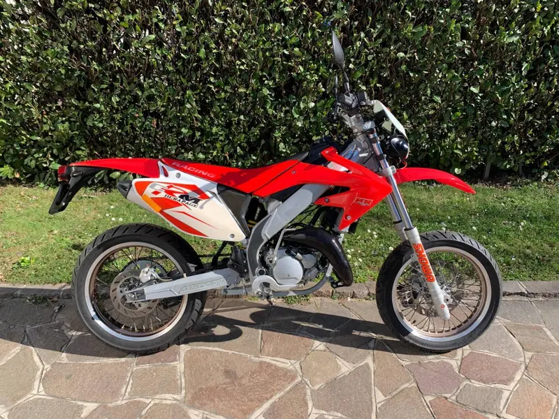 HM Derapage 50 (2009 - 11) 